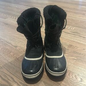 Men’s size 10 Black Sorel boots